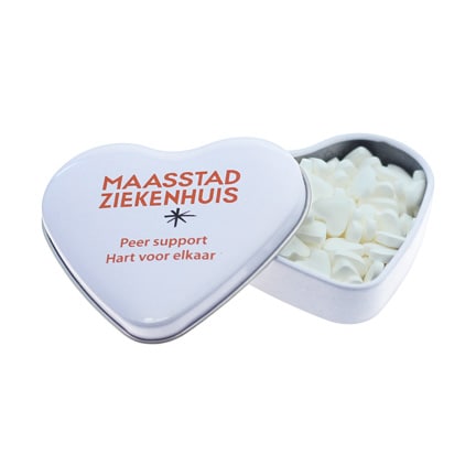 Hartenblikje met hartjes pepermunt met bedrijfslogo
