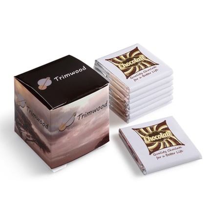 Chocolade napolitains bedrukt met logo in geschenkdoosje als relatiegeschenk