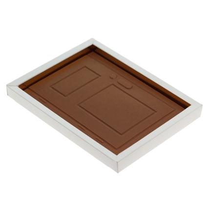Maatwerk chocoladetablet in de vorm van een deur met logo als relatiegeschenk