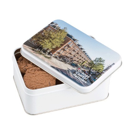 Gepersonaliseerd koekblik gevuld met koekjes als give-away aan uw klanten