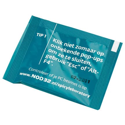 Biologische pepermuntjes in een bedrukte sachet als weggevertje