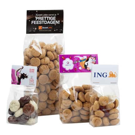 Zakje pepernoten met bedrukking als bedankje voor Sinterklaas