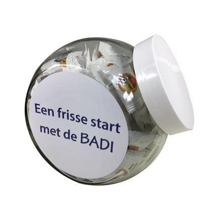 Snoeppot met logo gevuld met vrolijke smiley mints