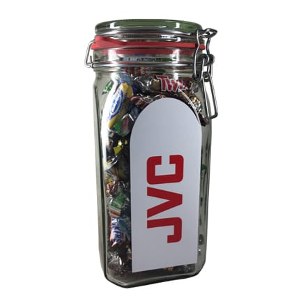Logo Snoeppot met Celebrations als geschenk met de feestdagen
