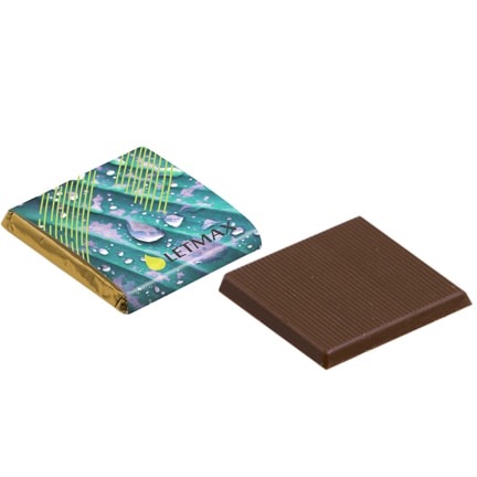 Chocolaatje met eigen logowikkel voor bij de koffie