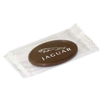 Chocolaatje met logo per stuk verpakt in transparante flowpack