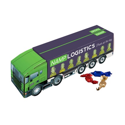 Vrachtwagen met eigen logo gevuld met snoepjes