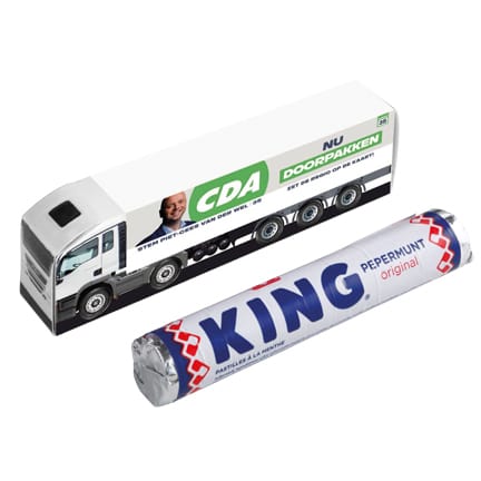 Pepermuntrol in truck met eigen logo