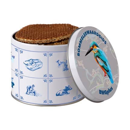 Delftsblauw Stroopwafelblik met eigen logo op de deksel als relatiegeschenk
