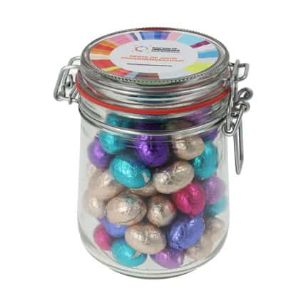 Ronde weckpot met logo gevuld met paaseitjes